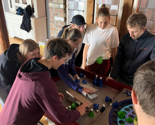 Bild_Personen_Erw_Gruppen_2